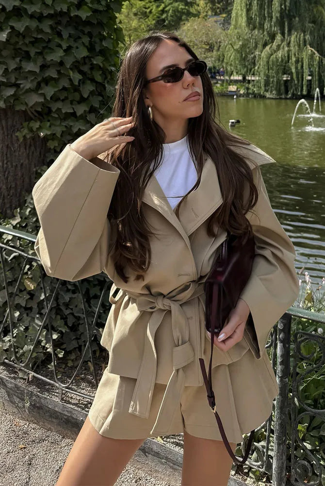 Stylish Women's Suits Summer Ensemble - Turn-Down Collar Long Sleeve Jacket & High Waist Zipper Shorts 4