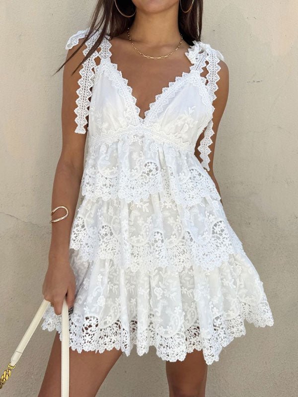 SOERA Sophia V - Neck Tiered Lace Mini Dress - Dress - White XS