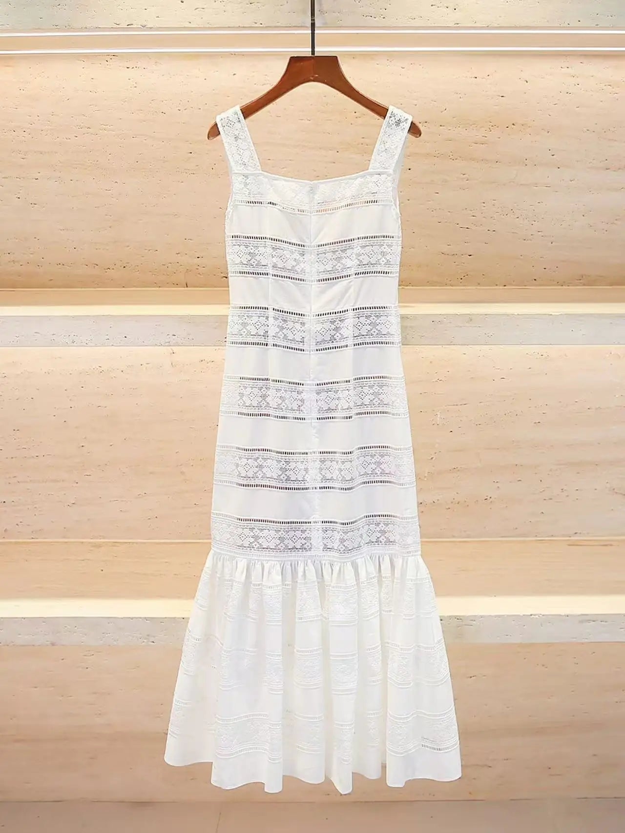 SOERA Celeste Embroidered Lace Fishtail Dress - Dresses - XS