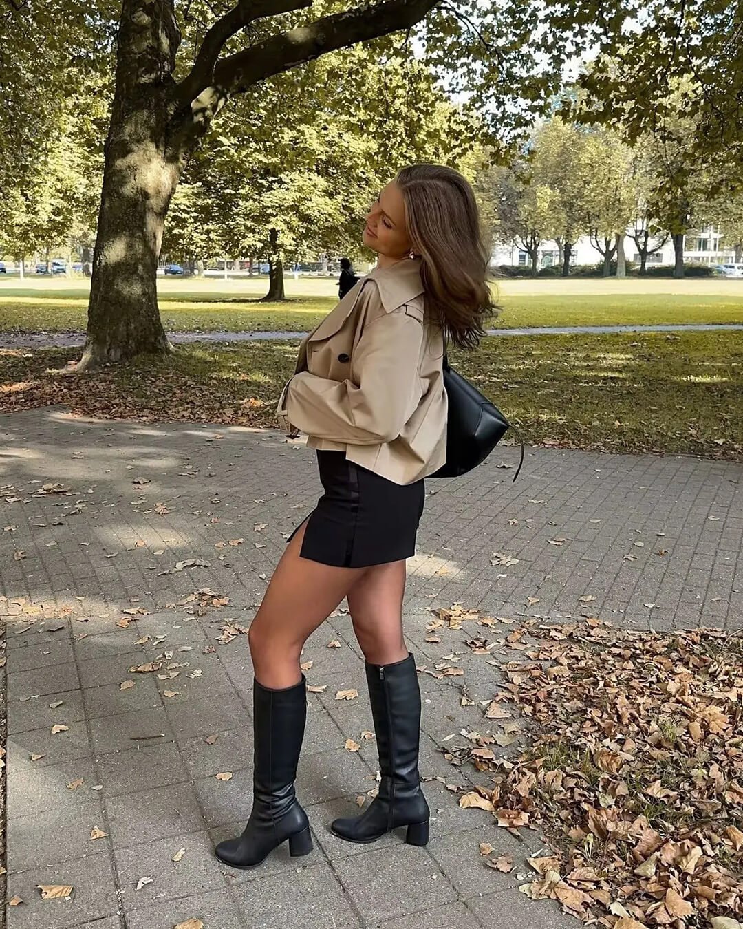 SOERA Bellatrix Cropped Trench Coat - Jackets - Beige L