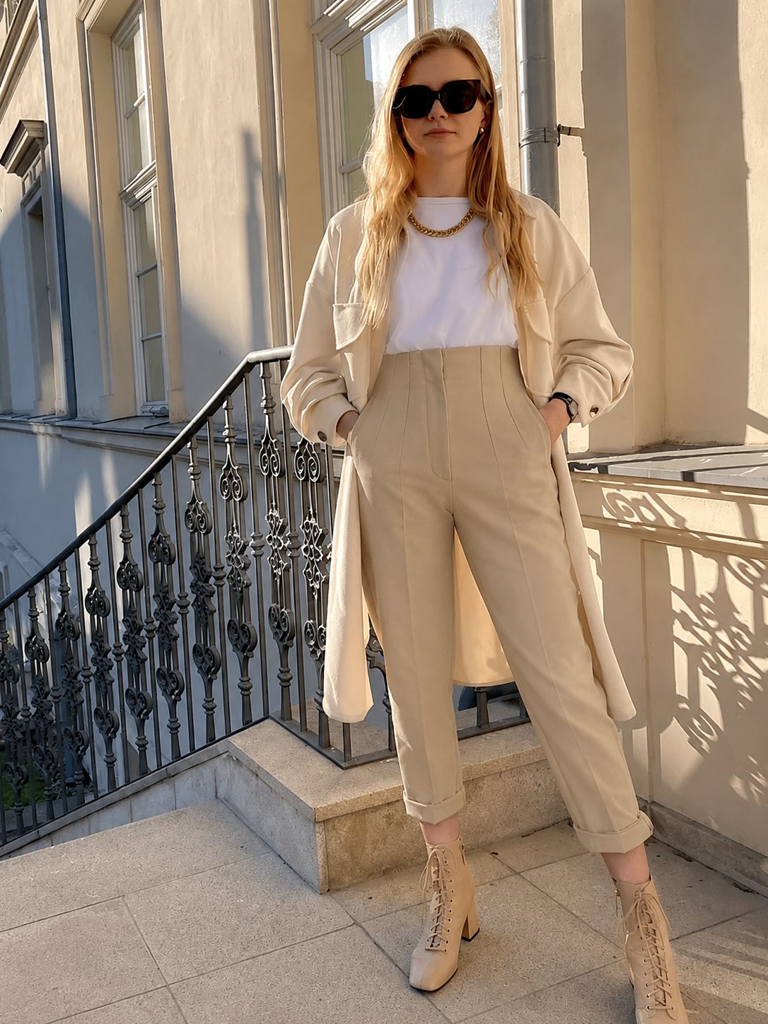 Pantaloni Sofia a vita alta modello pencil