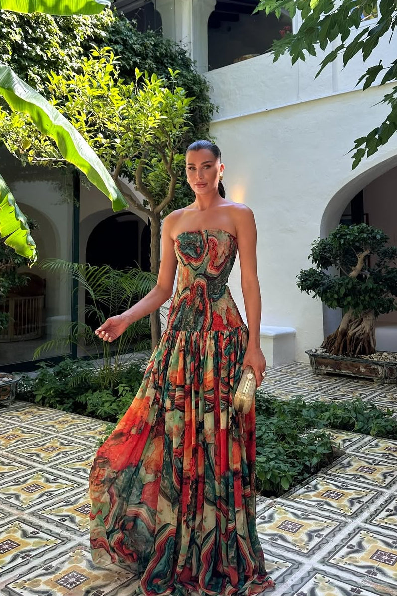 Zoe abito maxi senza spalline con stampa astratta