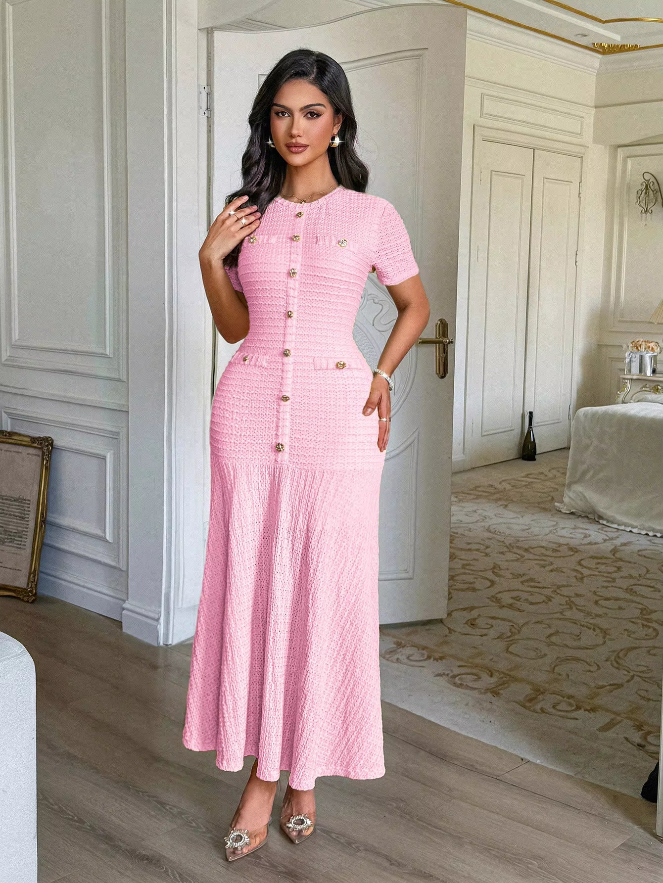 Clara Abito Midi Svasato con Bottoni Oro