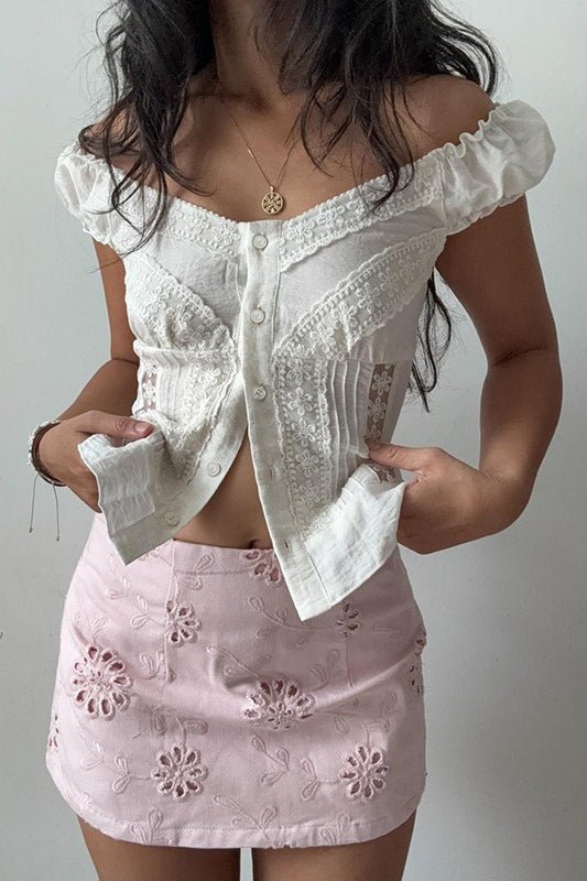 SOERA Gelyn Button Front Puff Lace Blouse - Blouses - CV1776026011575979523 S