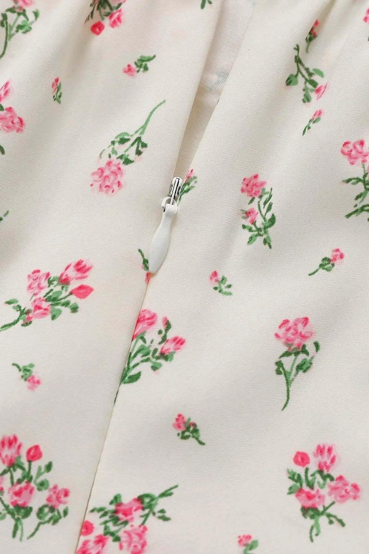 SOERA Paulina Spaghetti Strap Floral Dress - Dresses - XA1774532669752523991 M