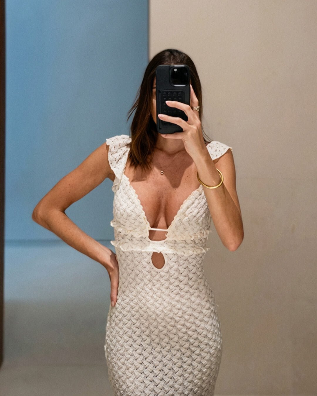 SOERA Vanessa Plunged Neck Lace Maxi Dress - Dresses - Hg1770383550814172411 S